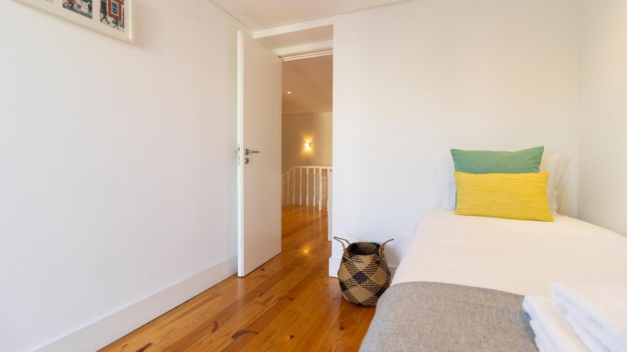 City Center Duplex W Patio By Lovelystay Porto Exteriér fotografie